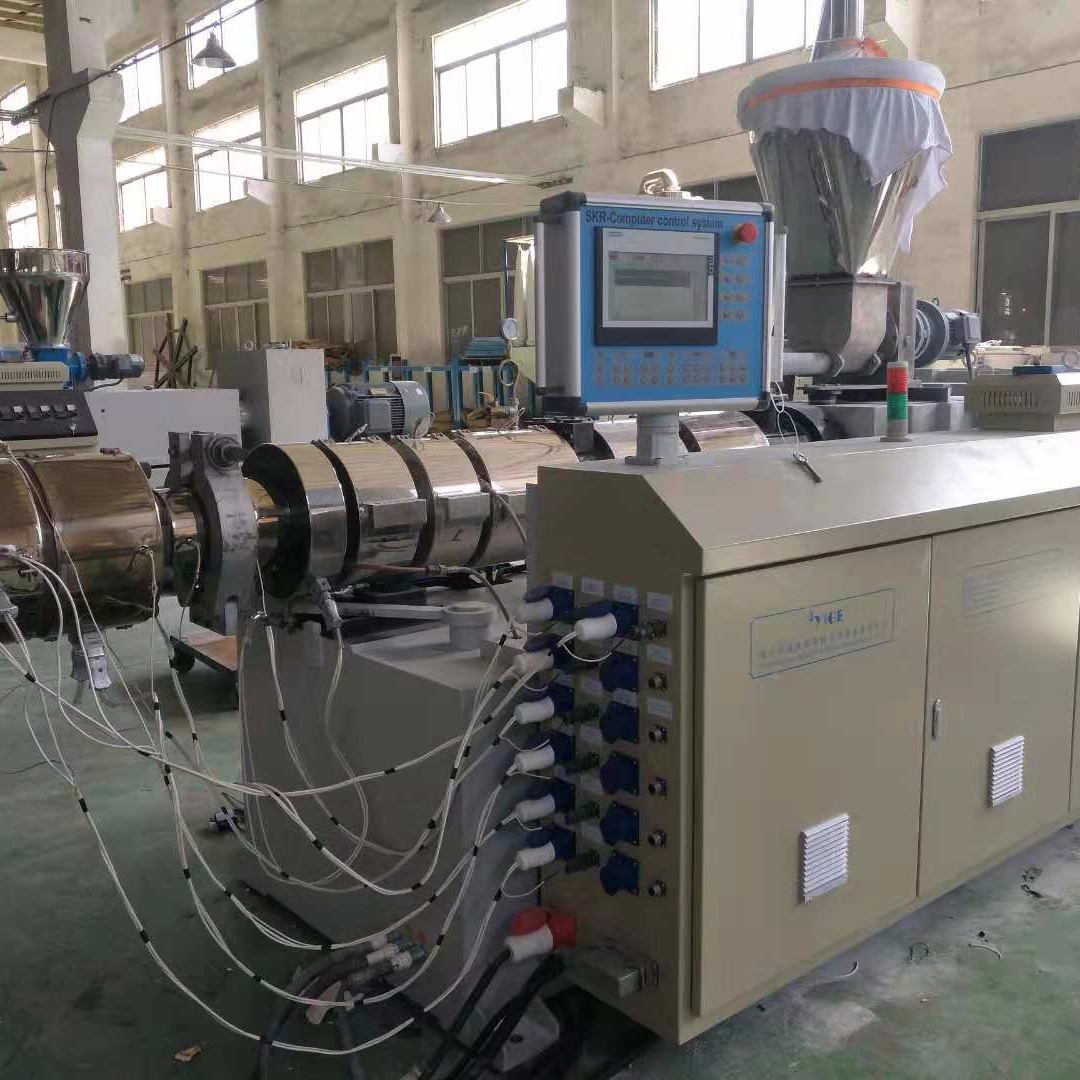 盛凯瑞塑机  80型高速PVC管材挤出生产线  日产20-25T