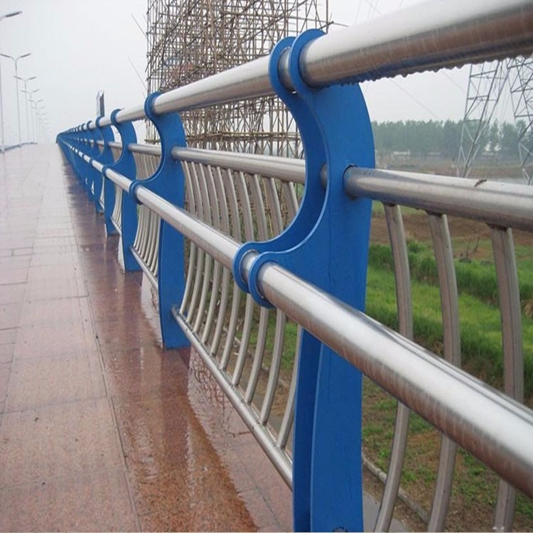 桥梁防撞护栏不锈钢复合管护栏广西桥梁护栏立柱不锈钢桥梁栏杆