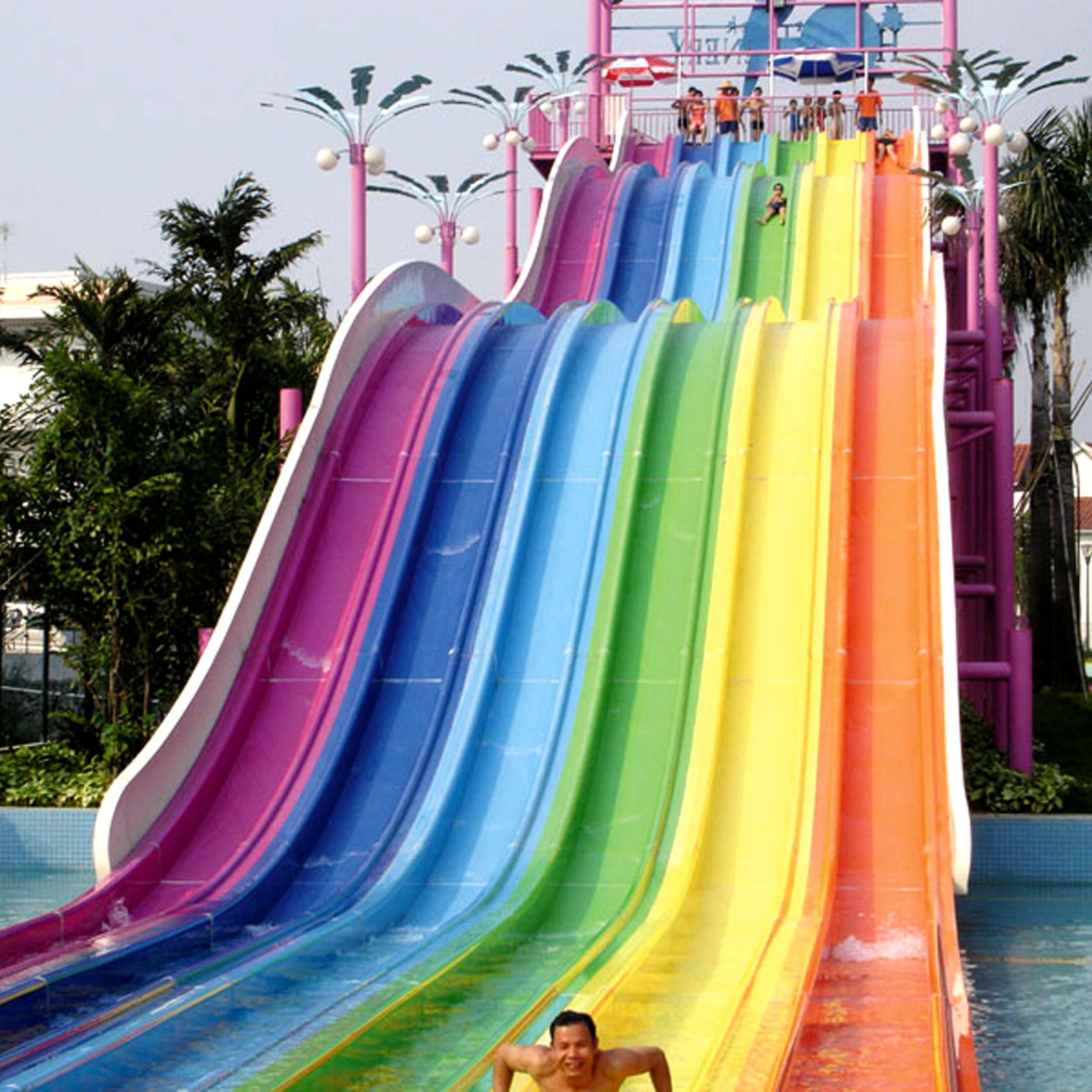 彩虹滑梯成人组合滑梯水上游乐设施水上乐园设备厂家水上游乐设备厂家