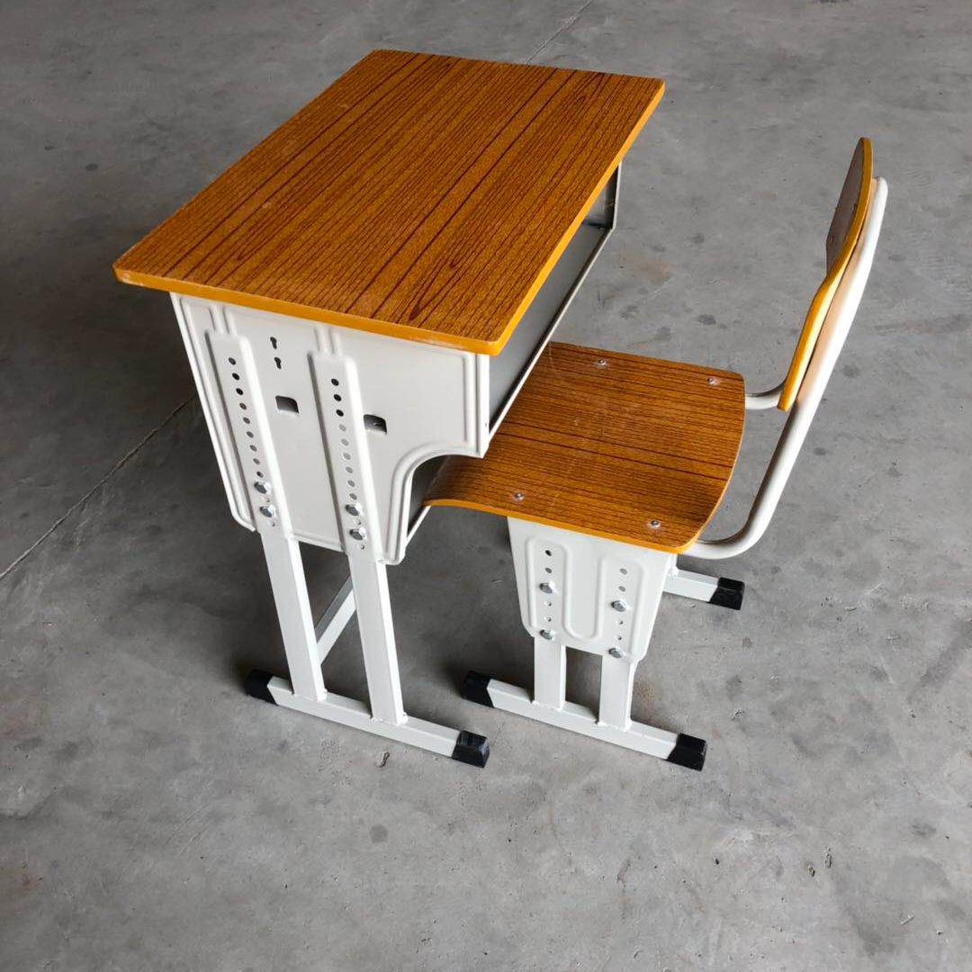 厂家批发 学生课桌椅 塑钢课桌椅 升降课桌椅 学校书桌