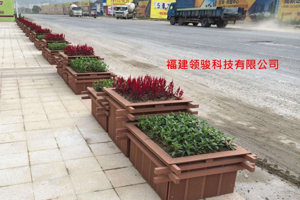 道路隔离护栏塑木花箱 (2).jpg