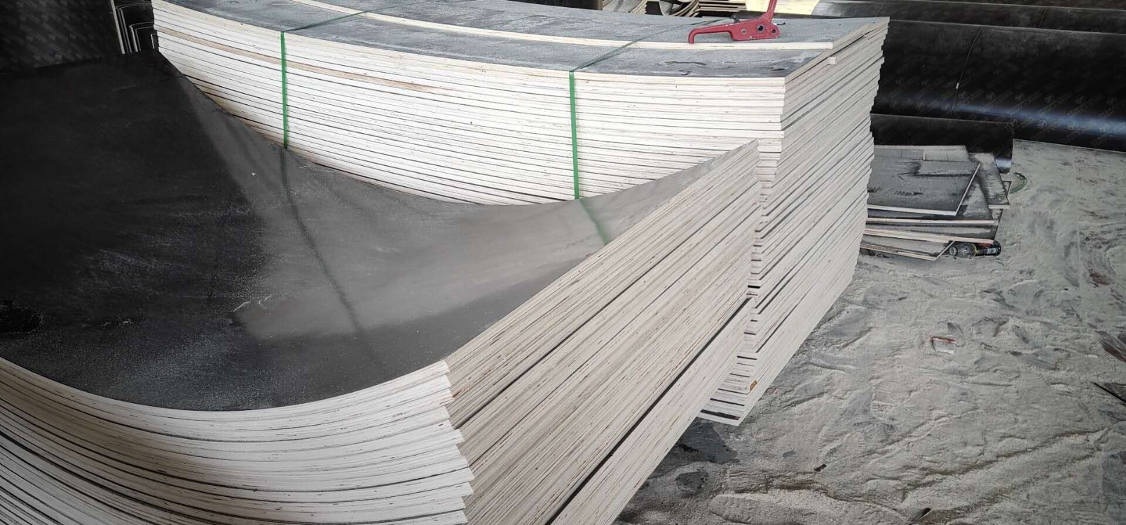辽宁丹东木质建筑圆形模板定制生产 欧特 圆柱模板定制生产