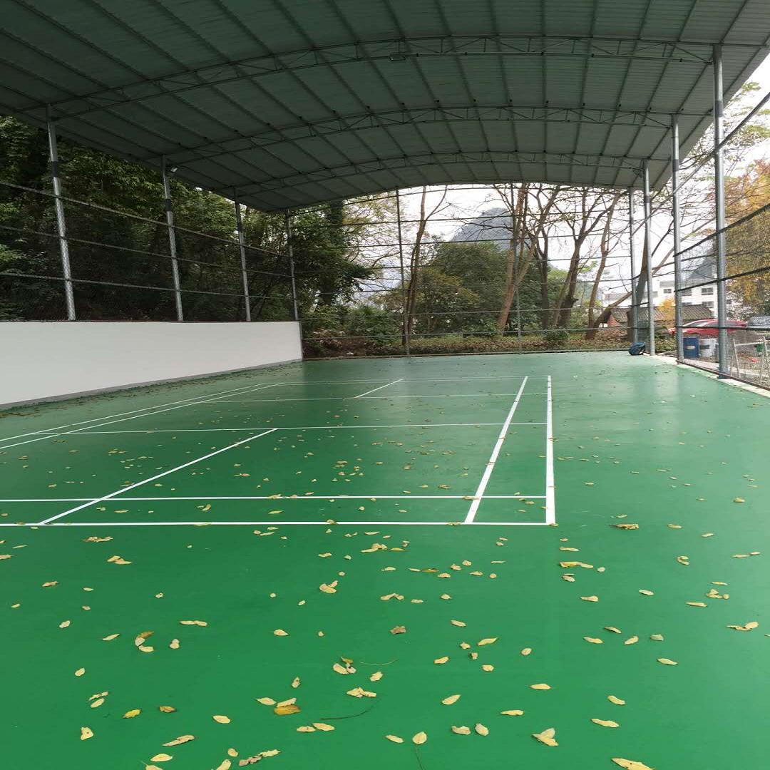 桂林市阳朔县经久耐用的篮球场拼接橡胶地板价格