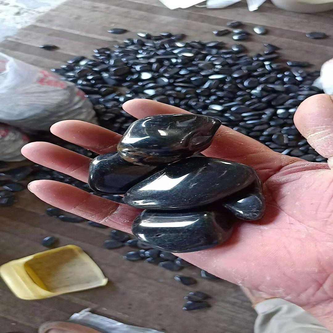 3-5 5-8厘米白色鹅卵石厂家批发  潍坊黑色鹅卵石3-5公分厂家批发