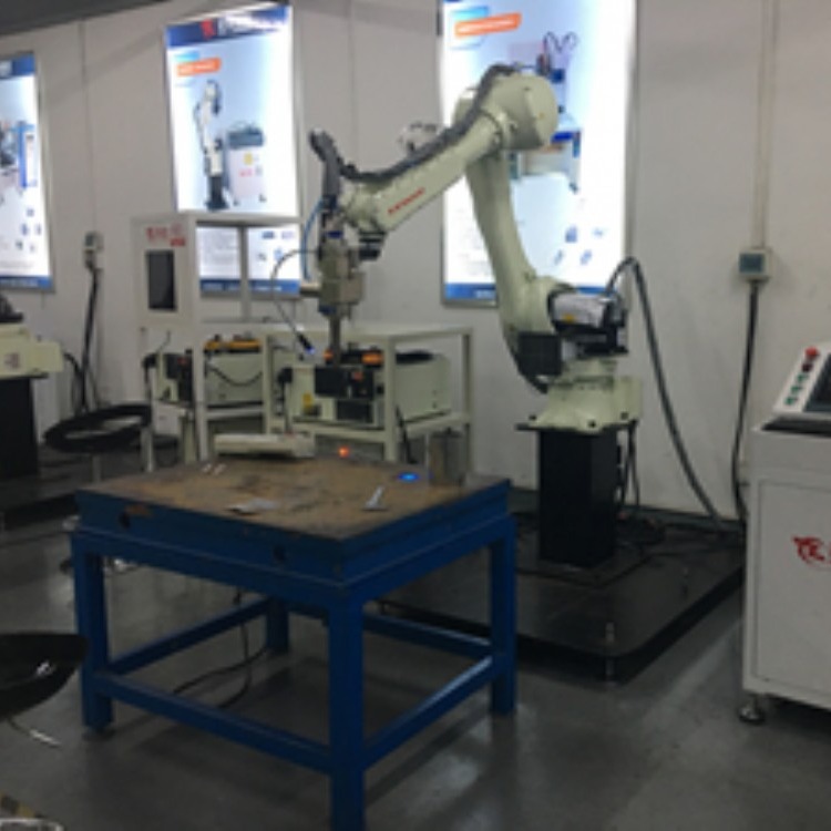 东莞可定制压缩机机器人激光焊接设备正信直供