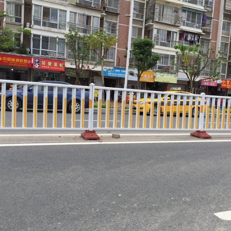 不锈钢道路护栏 花式市政交通护栏 花式隔离栏 铁艺人行道护栏